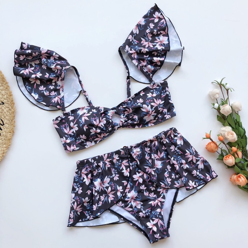 β±π¬O Ring Floral Ruffle Bikini Set Swimwear - Picture 2 of 4